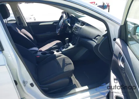 2017 Nissan Sentra S z USA, uszkodzony, nr VIN 3N1AB7AP5HY228891